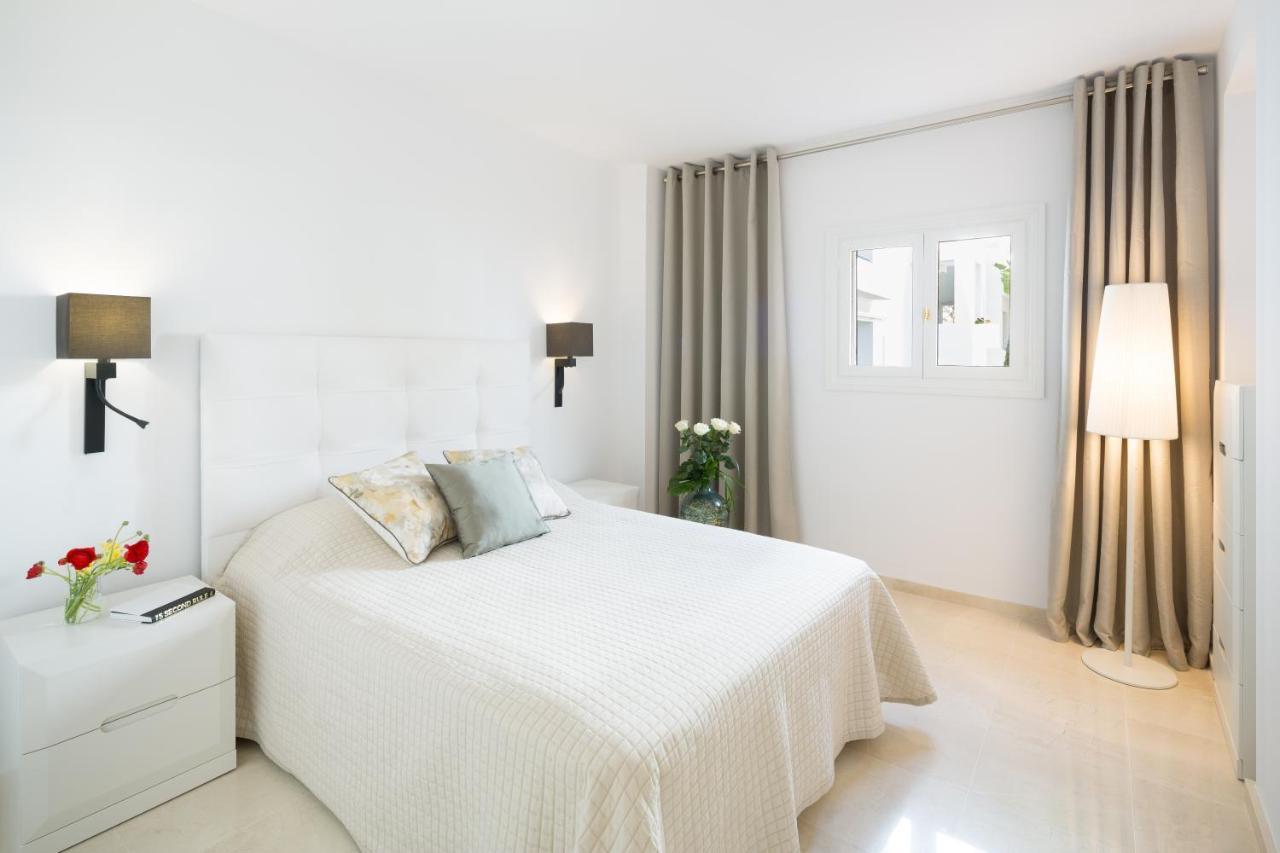 Jardines Las Golondrinas Apartments Elviria マルベーリャ エクステリア 写真