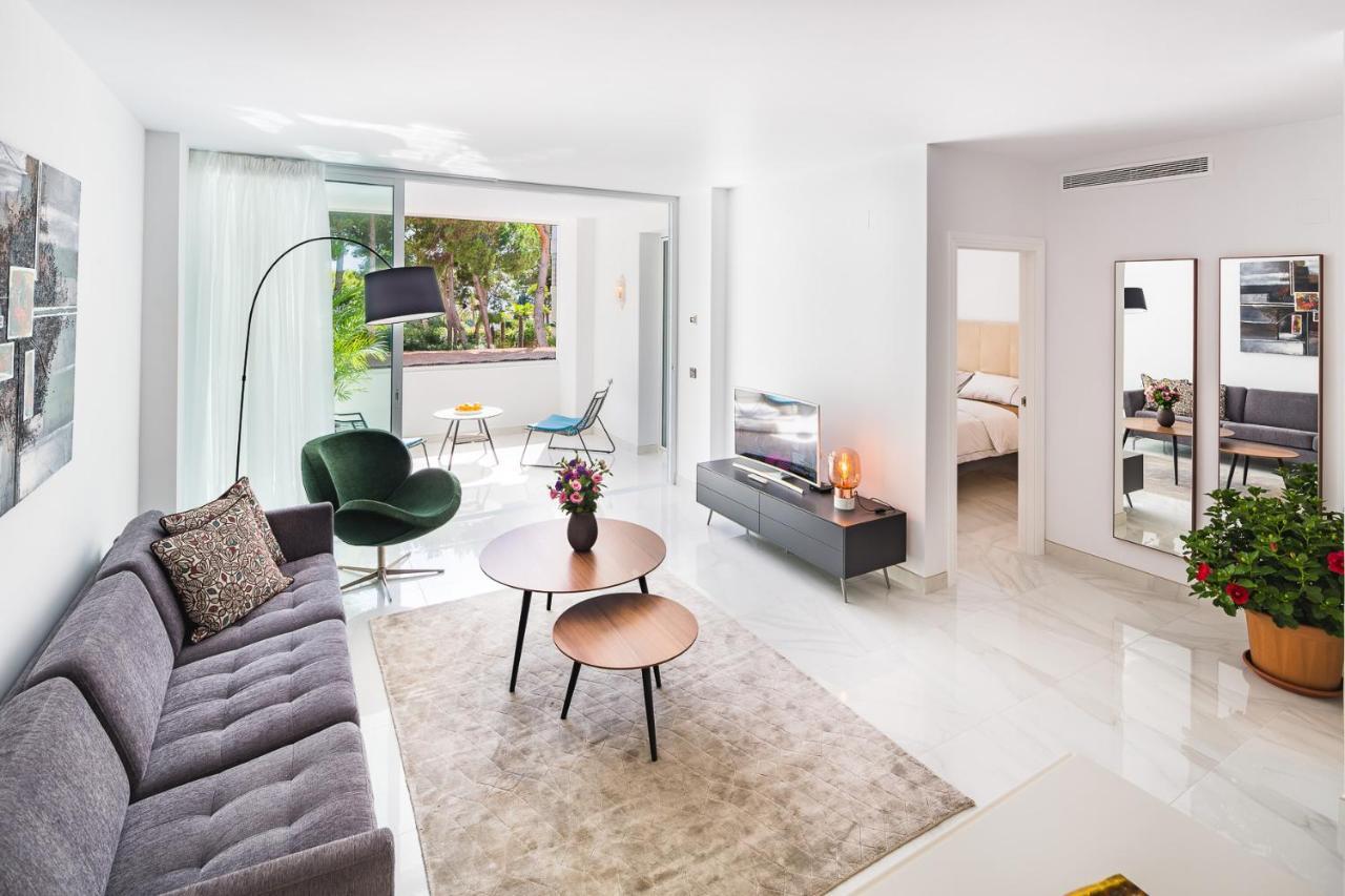 Jardines Las Golondrinas Apartments Elviria マルベーリャ エクステリア 写真