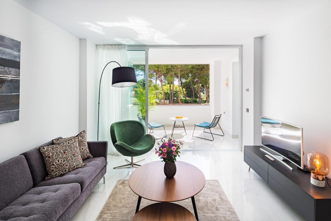 Jardines Las Golondrinas Apartments Elviria マルベーリャ エクステリア 写真