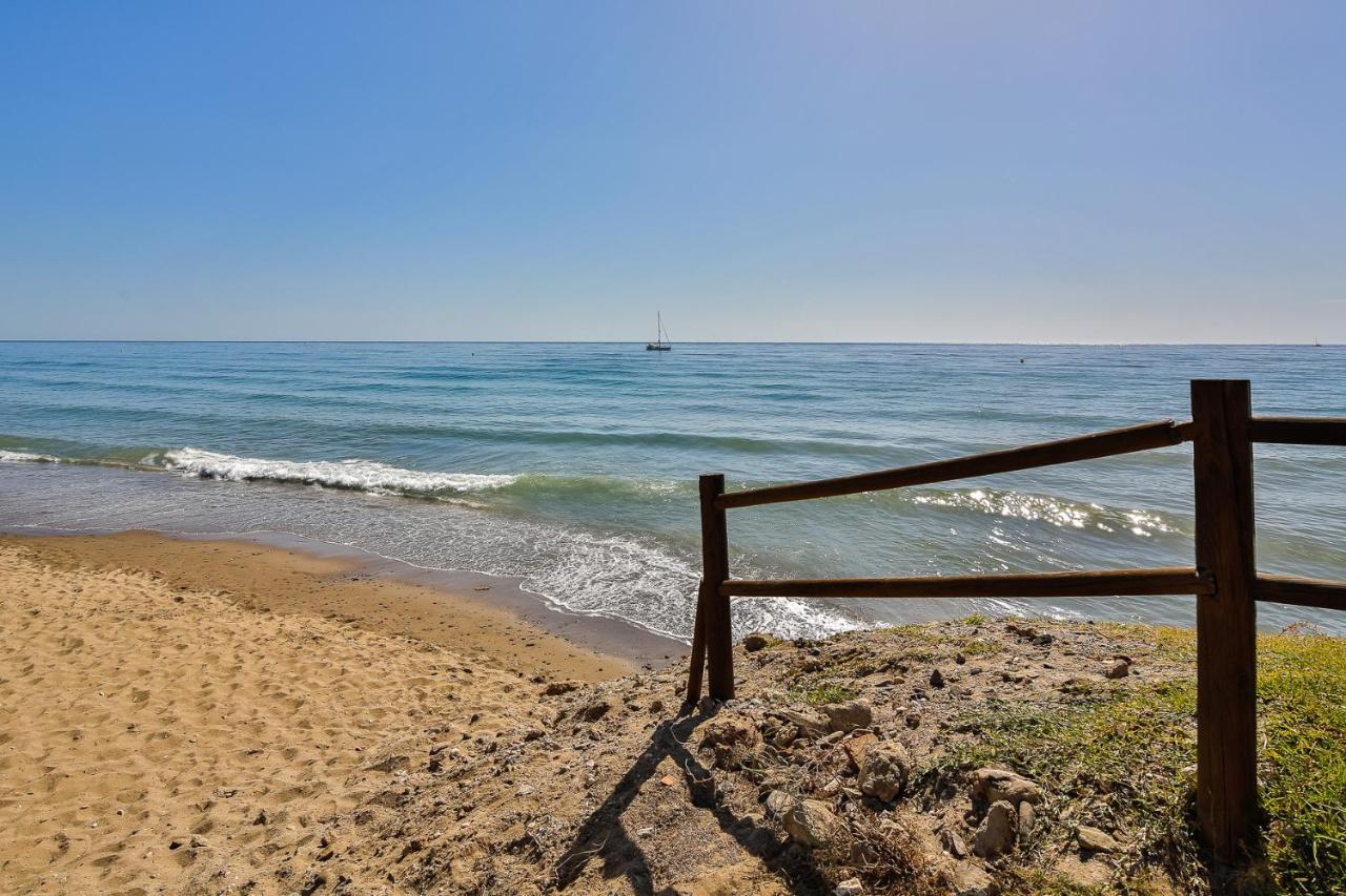 Jardines Las Golondrinas Apartments Elviria マルベーリャ エクステリア 写真