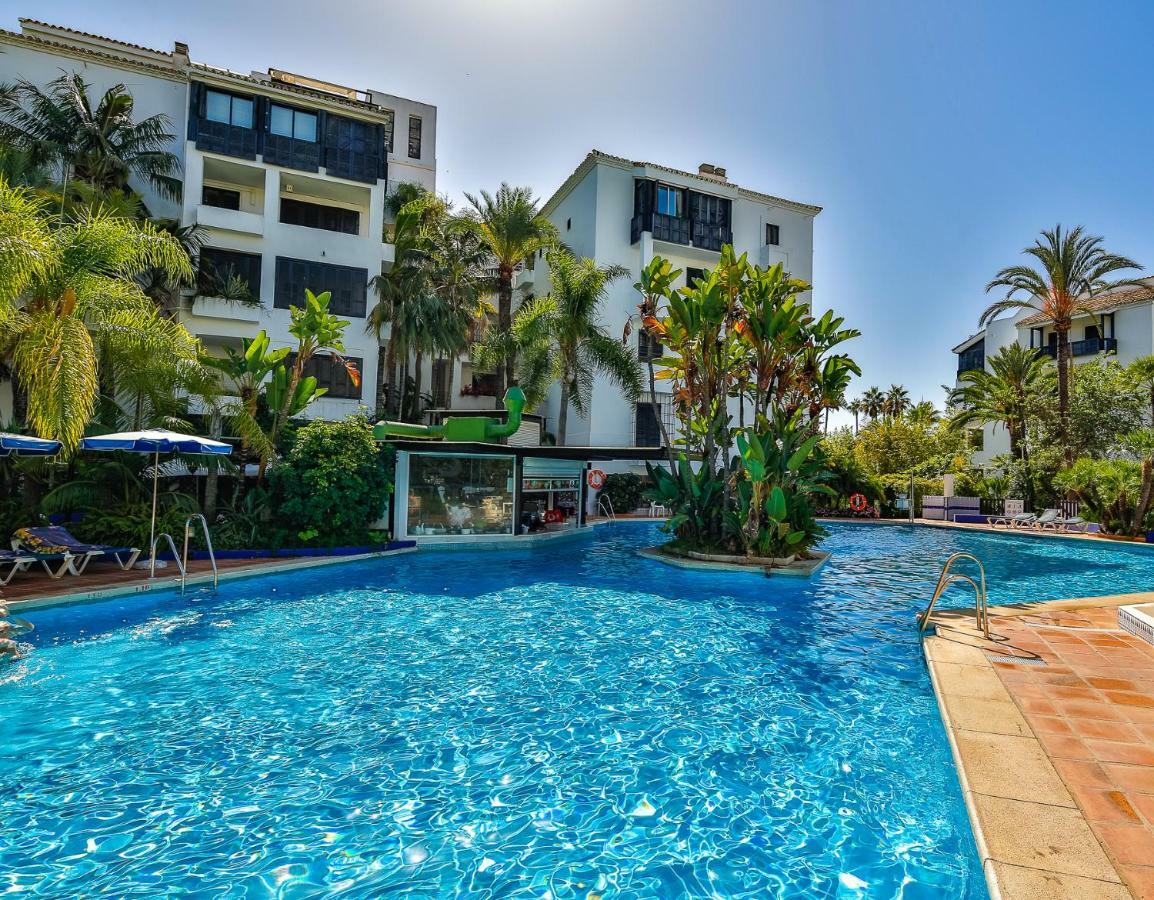 Jardines Las Golondrinas Apartments Elviria マルベーリャ エクステリア 写真